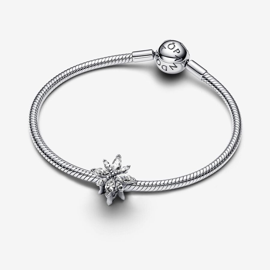 Sparkling North Star Charm - Image 2