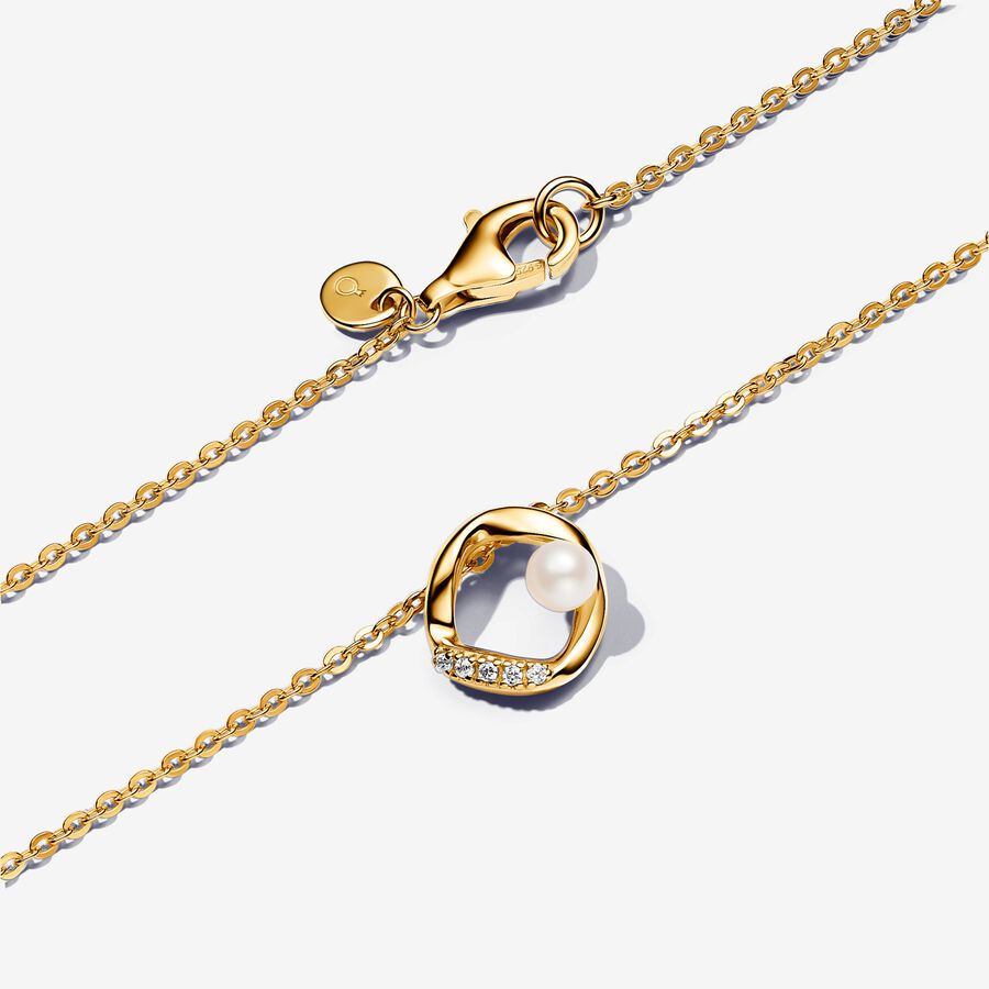 Organically Shaped Pavé Circle & Treated Freshwater Cultured Pearl Collier Necklace - Image 3