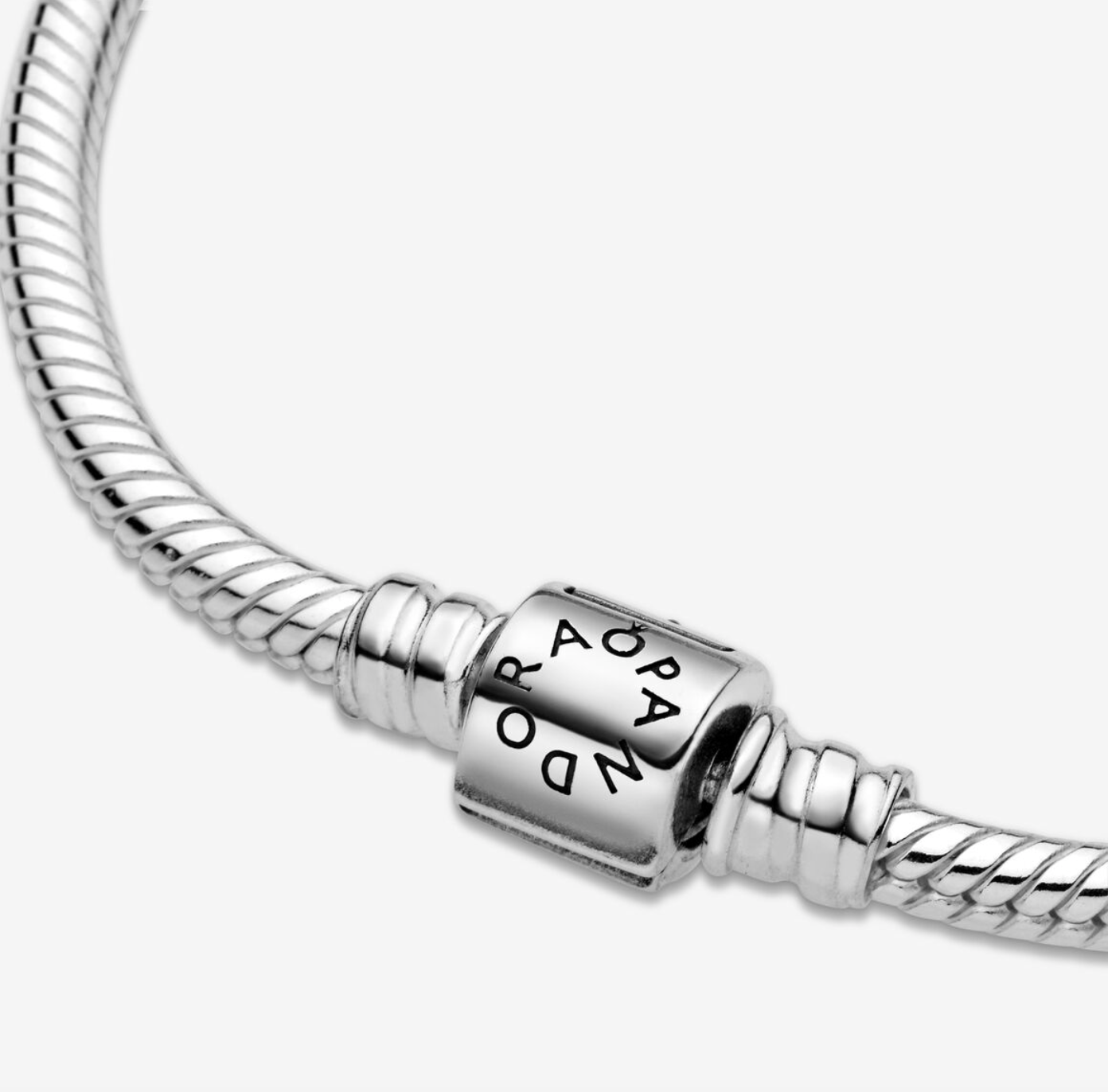 Moments Barrel Clasp Snake Chain Bracelet - Image 3