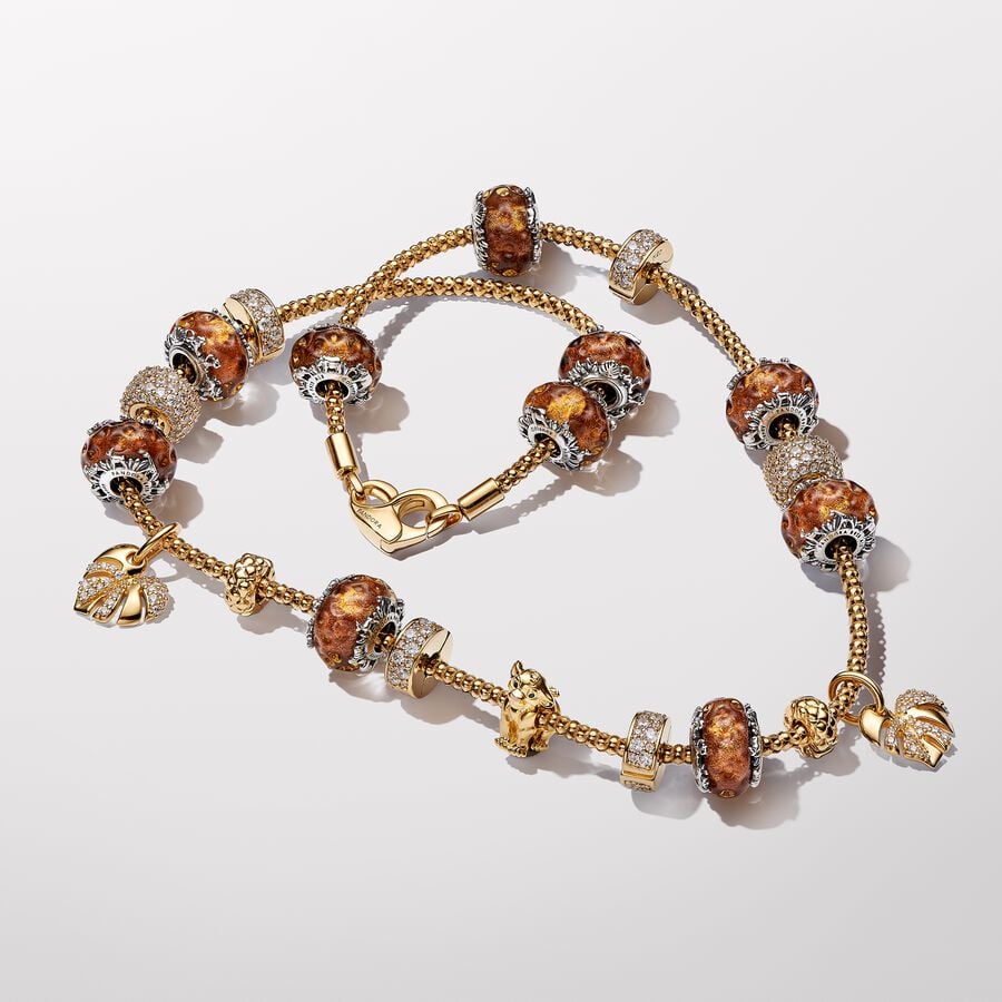 The Lion Murano Glass Charm - Image 4