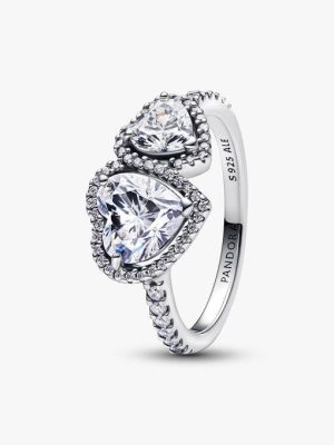 Sparkling Halo Hearts Ring