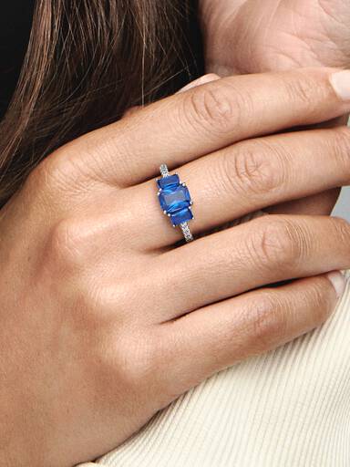 Blue Rectangular Three Stone Sparkling Ring - Image 2