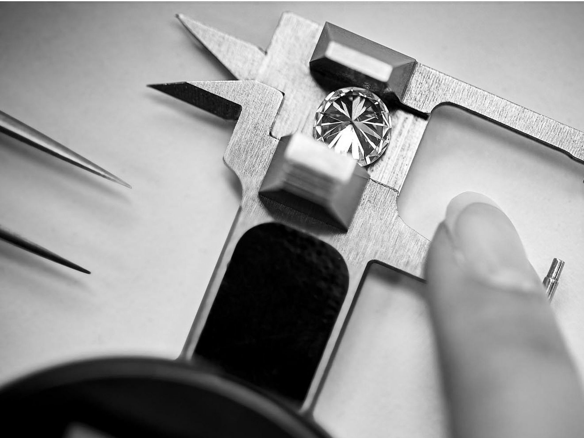 Engravable Lab-Grown Diamond Tag Pendant - Image 2