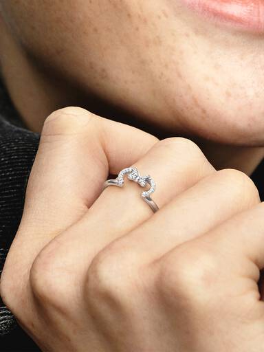 Disney Minnie Mouse Ears Silhouette Puzzle Ring - Image 2